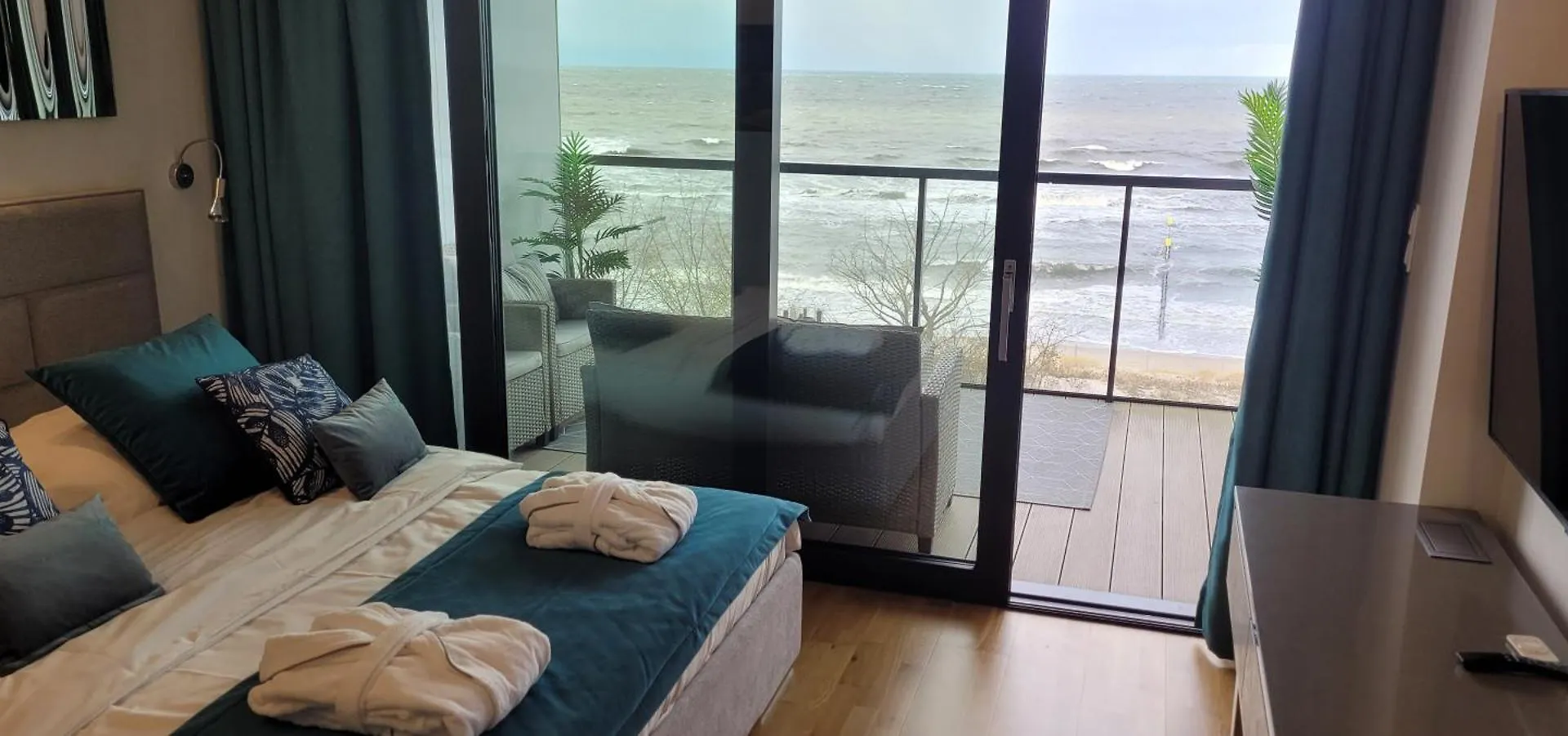 Apartament Seaside Margo De Lux Z Widokiem Na Morze Kołobrzeg 0*,  Polska